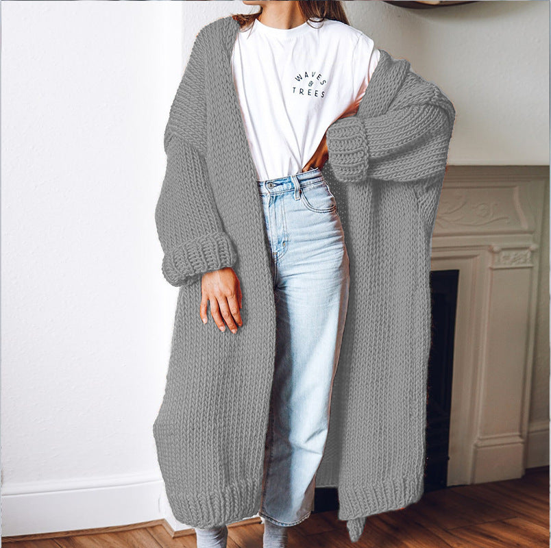 Damen Grobstrickmantel mit voluminösen Ärmeln und lässigem Schnitt EB