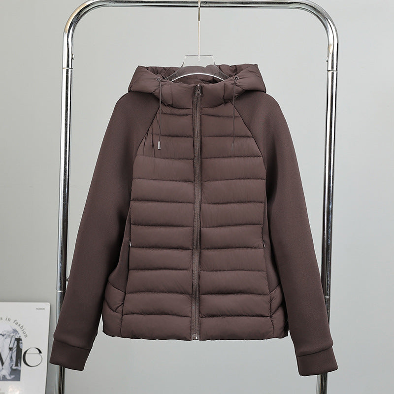 Damen Isolierte Steppjacke mit Kapuze und sportlichem Schnitt EB