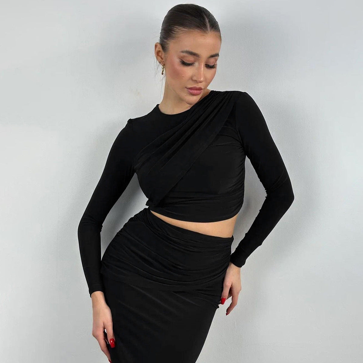 Damen Elegantes Crop-Top und Maxirock Ensemble mit Wickeldesign EB