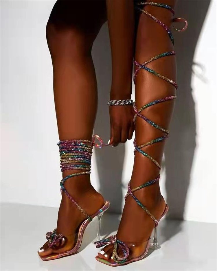 Damen Durchsichtige Absatzsandalen mit funkelndem Riemendesign und Schleifenakzent EB