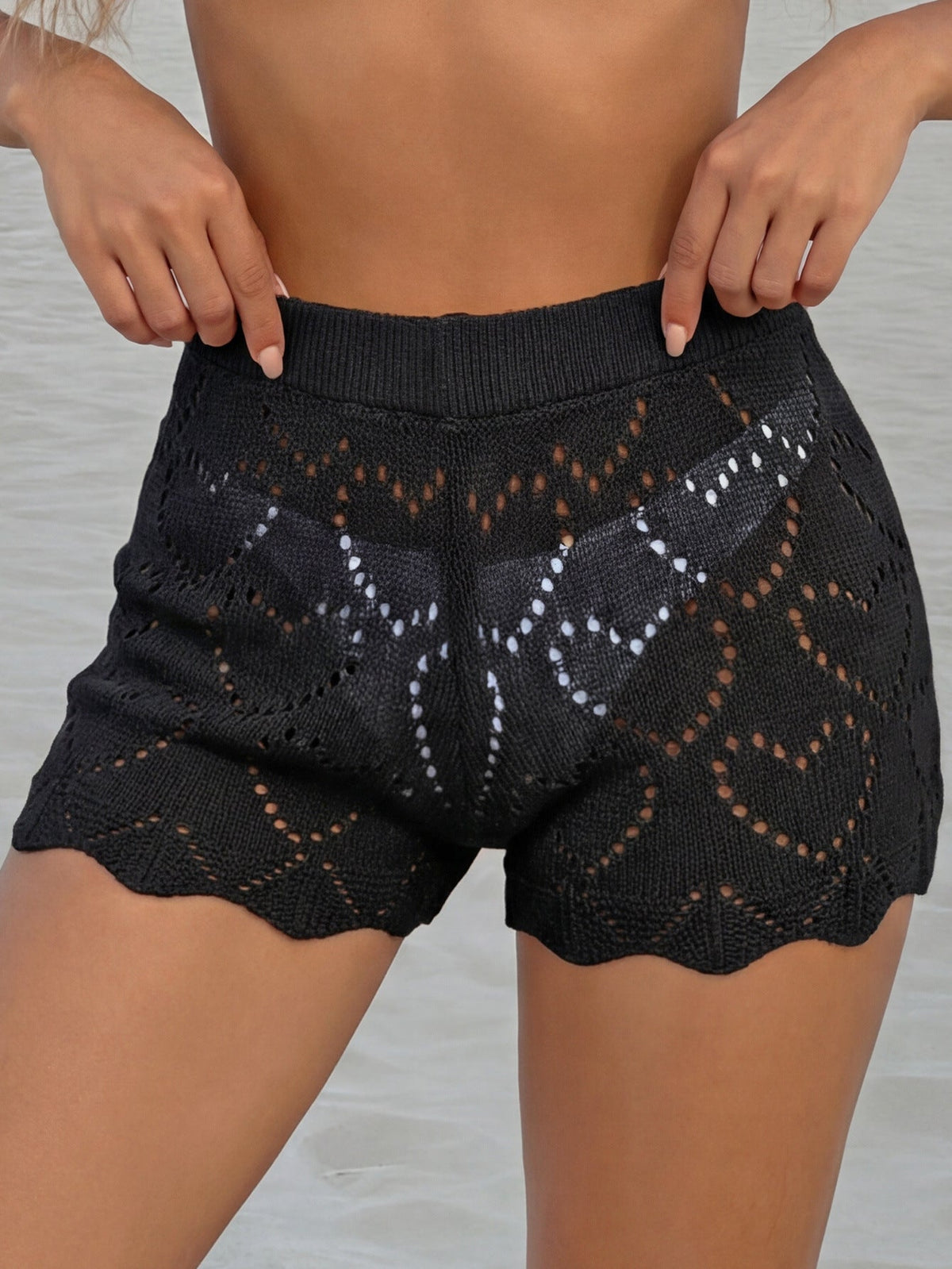 Luftige Häkelshorts mit Herzmuster