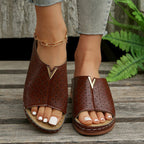 Damen Komfortable Clogs mit floralem Cut-Out-Design und rutschfester Sohle EB