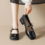 Damen Ballerinas mit elegantem Riemchen und modischem Blockabsatz EB