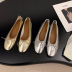 Damen Ballerinas mit funkelnder Metallic-Oberfläche und zartem Schleifendesign EB