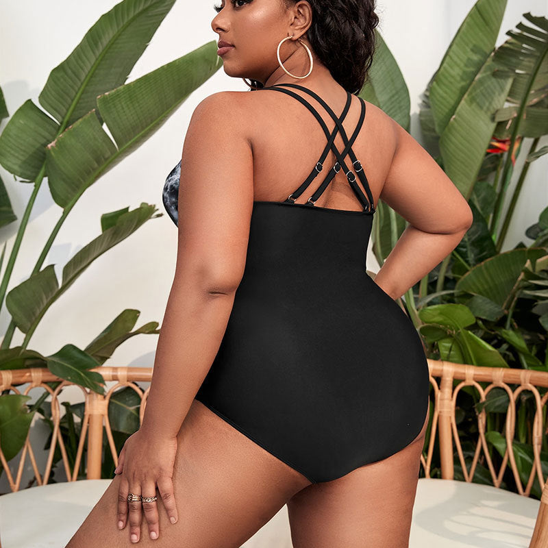Damen-Badeshorts mit raffiniertem Trägerschnitt