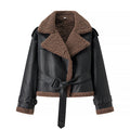 Damen Kunstlederjacke mit flauschigem Kragen und tailliertem Schnitt EB