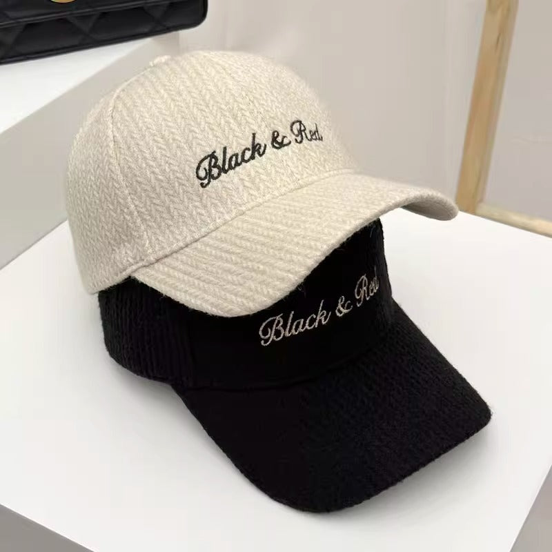 Damen-Strick-Baseballkappe mit Stickerei
