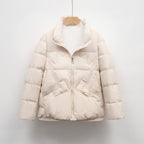 Damen gesteppte Winterjacke mit praktischen Taschen und hohem Kragen EB