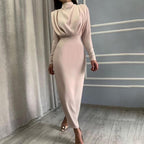 Damen Abendkleid mit elegantem hohen Kragen und drapierten Ärmeln EB