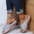 Damen Atmungsaktive und komfortable Sandalen mit Glitzerelementen EB