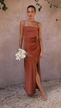 Damen Elegantes Maxikleid mit schmalem Schnitt und seitlichem Schlitz EB