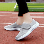 Damen Bequeme Slip-On Freizeitschuhe mit verstellbarem Klettverschluss EB