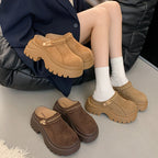 Damen Clogs mit trendiger Logoplatte und rutschsicherer Sohle EB