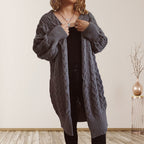 Damen Grobstrickjacke mit voluminösen Ärmeln und strukturiertem Design EB