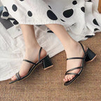 Damen Blockabsatz Sandalen mit modischem Riemendesign EB