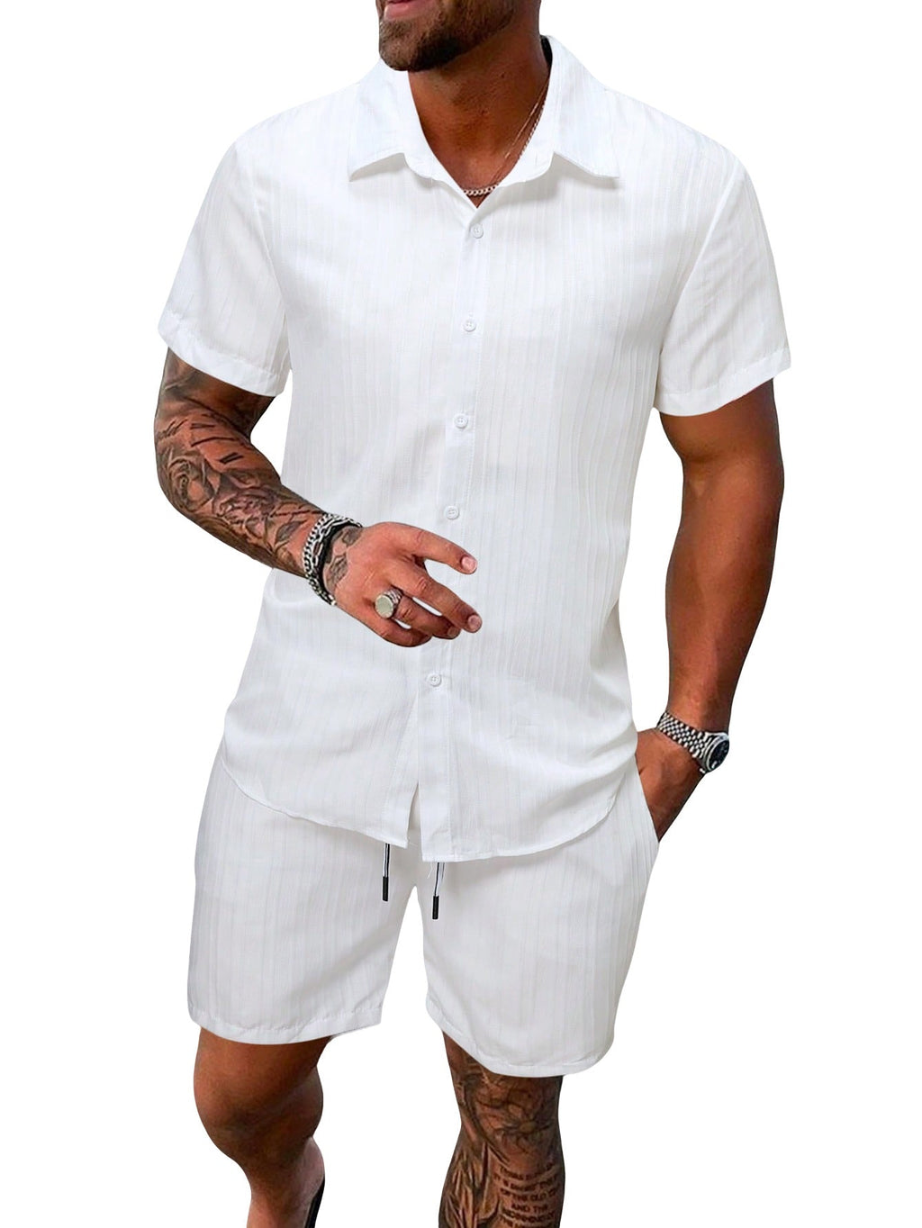 Leichtes Herren-Kurzarmhemd mit offenem Kragen und passender Shorts aus strukturiertem Baumwollmix