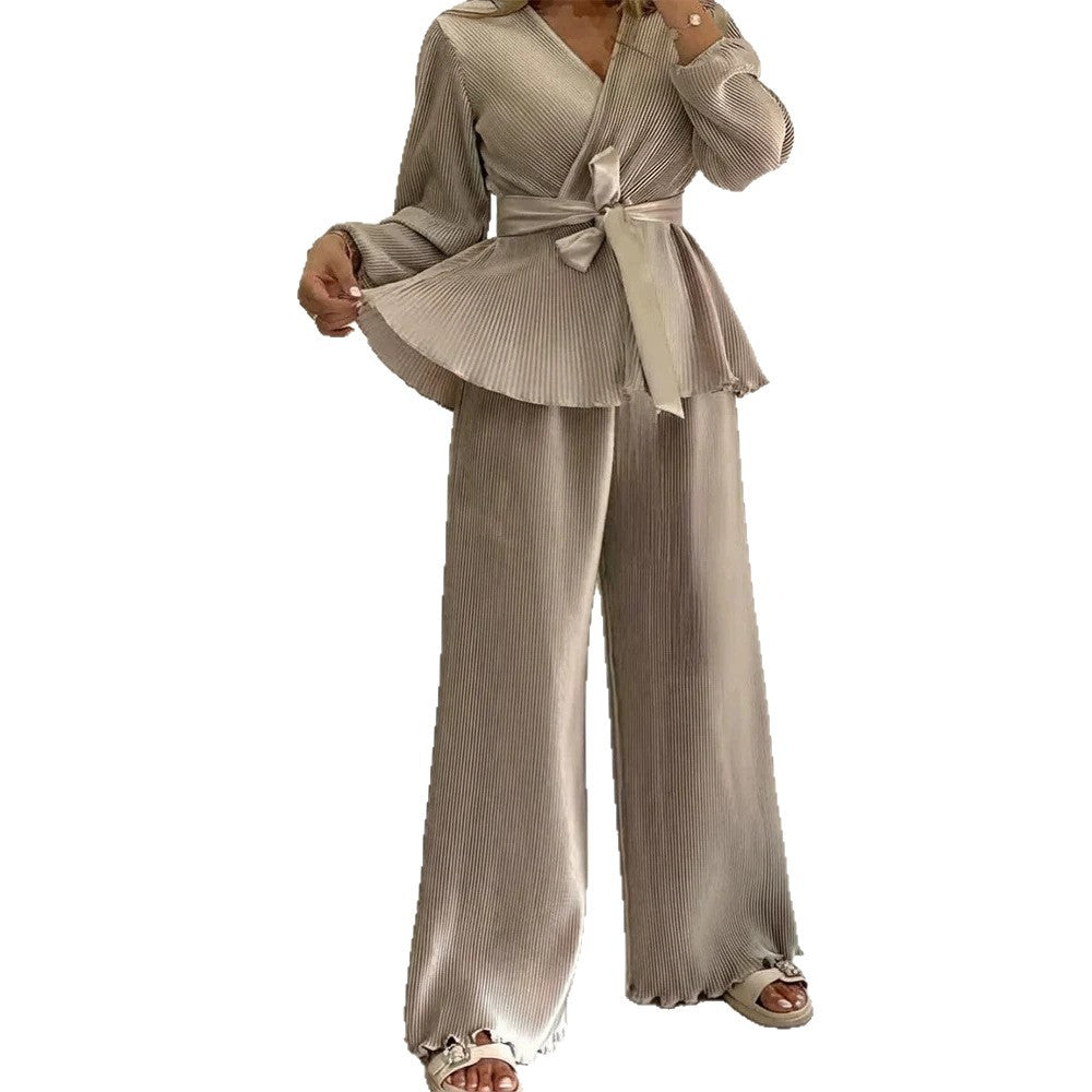 Eleganter Plissee-Jumpsuit mit Bindegürtel
