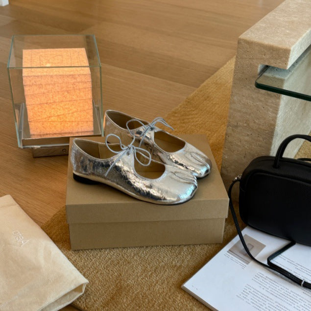 Damen Ballerinas mit stilvollem Schnürdesign und weichem Leder EB