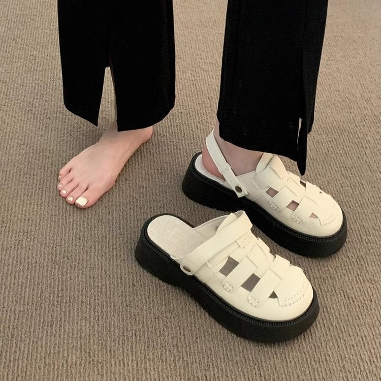 Damen Clogs mit verstellbaren Riemen und komfortablem Plateau EB