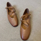 Damen Ballerina-Schuhe mit verstellbarem Riemchen und bequemem Fußbett EB