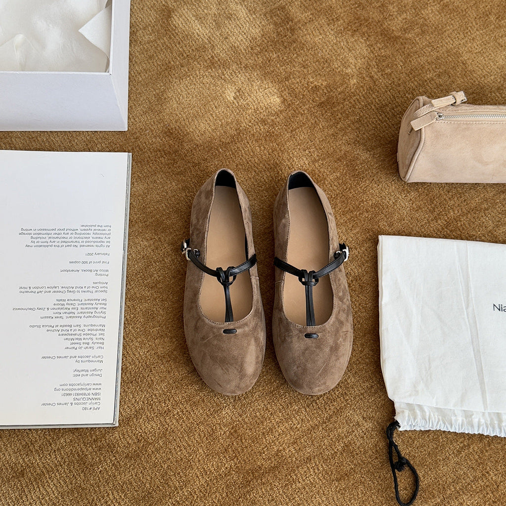 Damen Elegante Ballerinas mit modischem Riemchen aus weichem Veloursleder EB