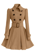 Damen moderner Trenchcoat mit tailliertem Schnitt und Doppelknöpfen EB