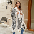 Damen luxuriöser Poncho mit dekorativem Fleece-Wärmeschutz EB