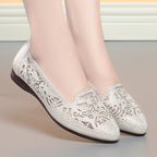 Damen Elegante Ballerinas mit filigranem Cut-Out-Design und funkelnden Strassdetails EB