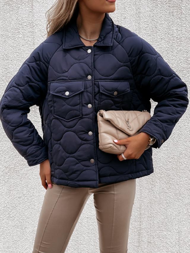 Damen gesteppte Übergangsjacke mit trendigem Oversized-Schnitt EB