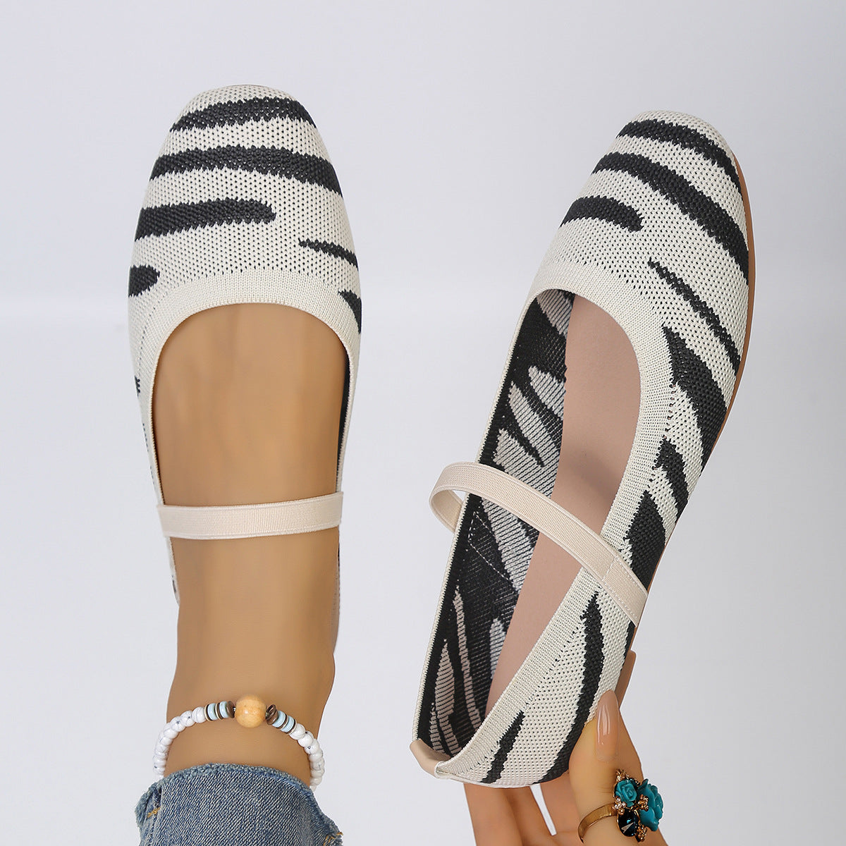 Damen Bequeme Ballerinas mit elastischer Riemchenverbindung und modischem Zebra-Design EB