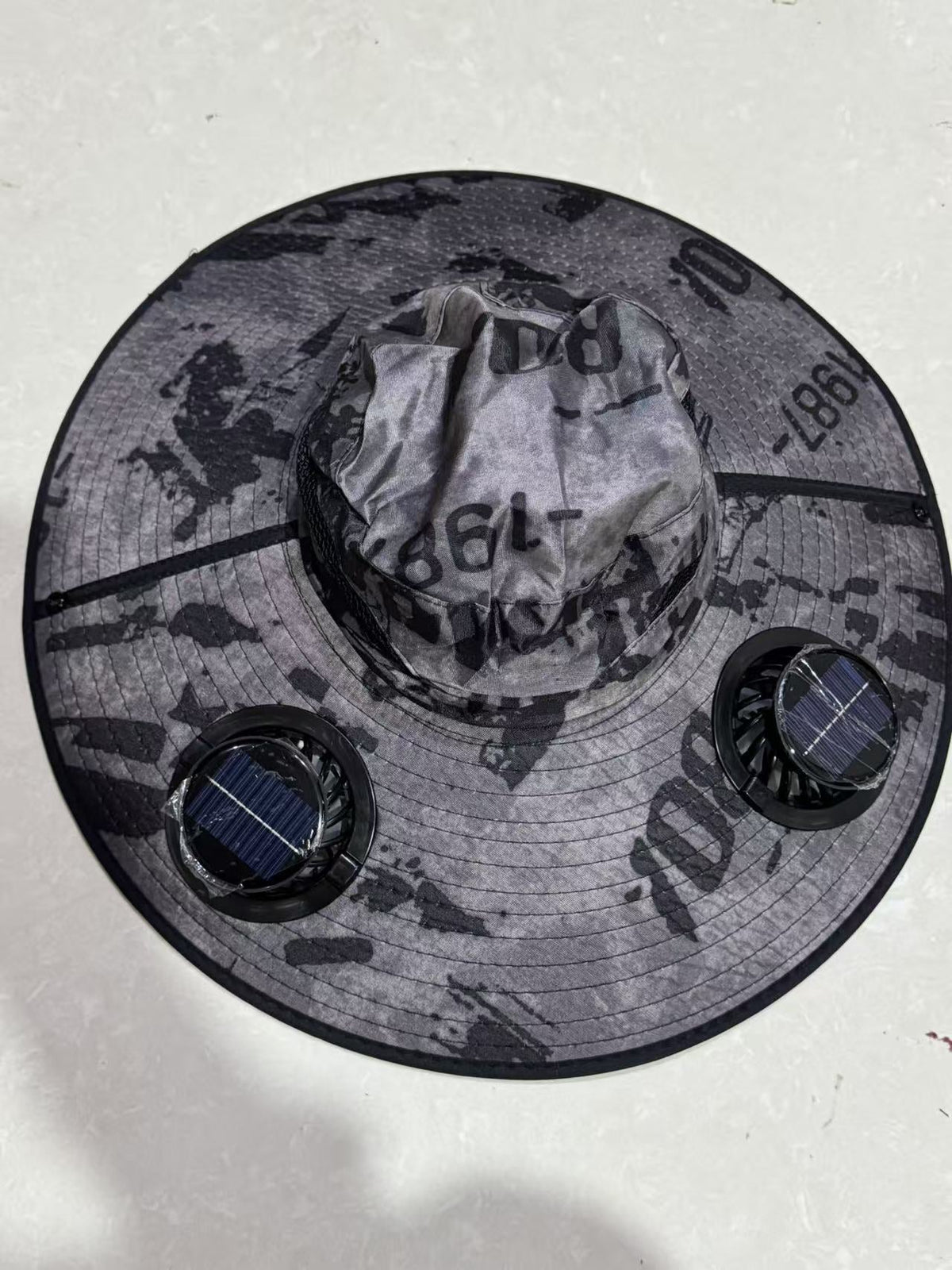 Ventilated Sun Hat with Battery Fans