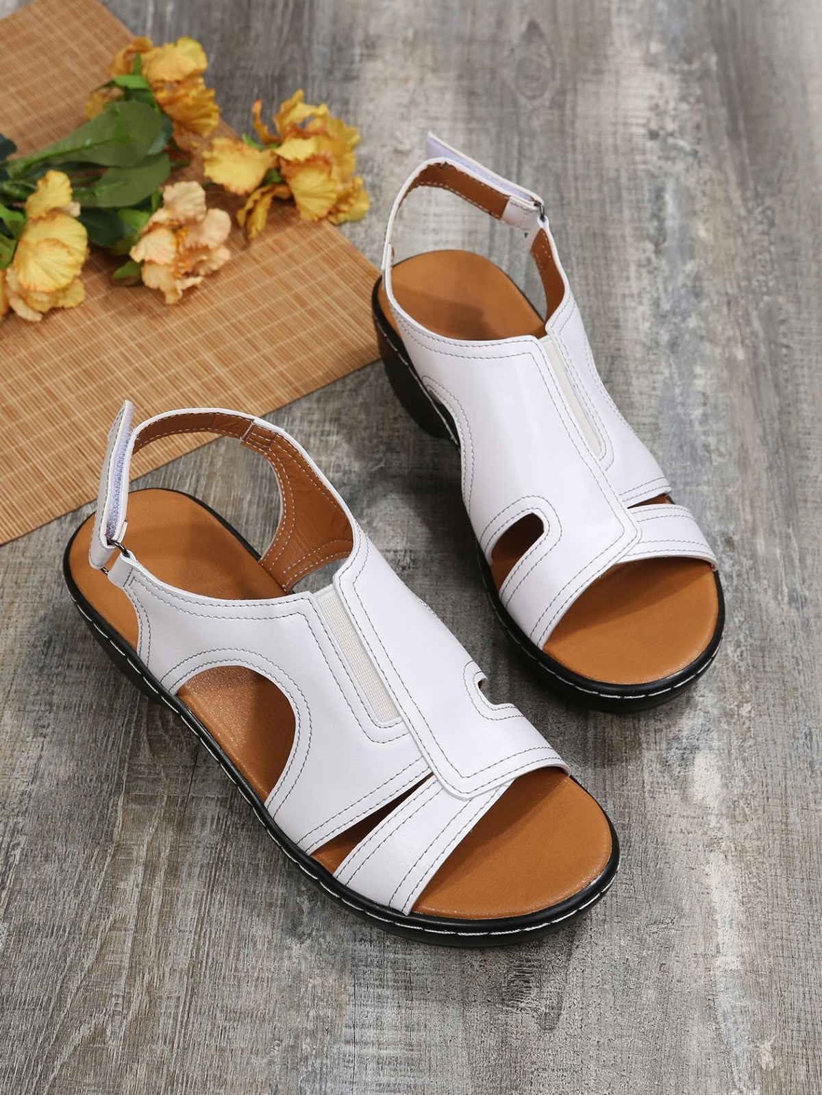 Damen Bequeme Sandalen mit anatomischer Fußbettung EB