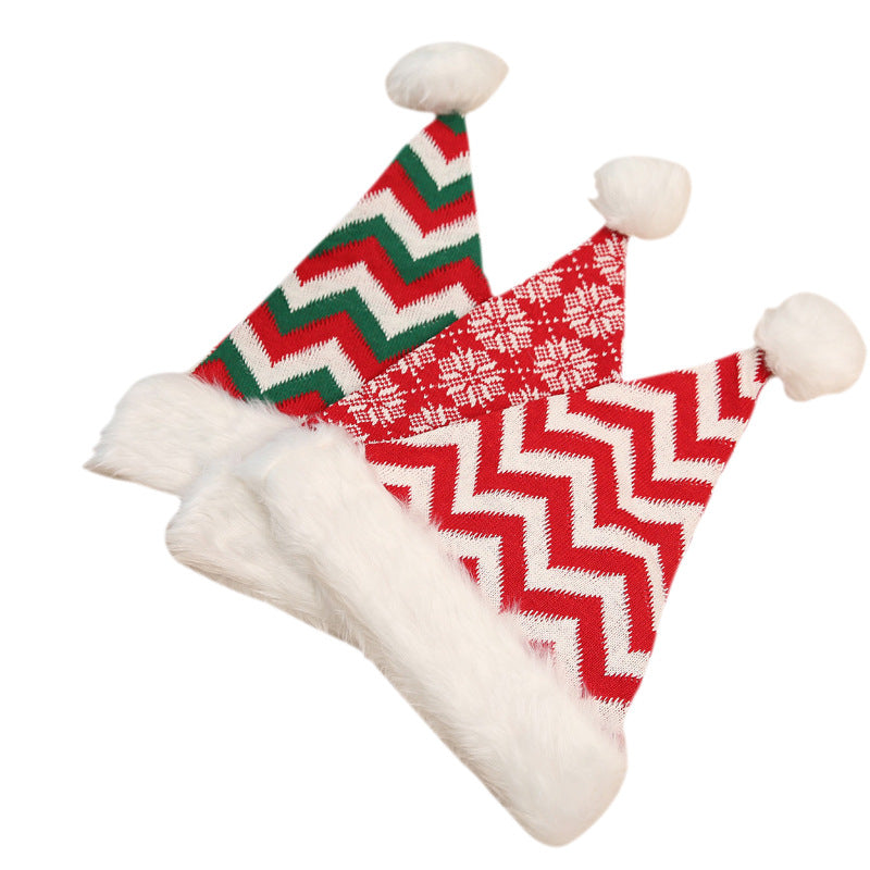Festliche Weihnachtsmütze mit Plüschbesatz