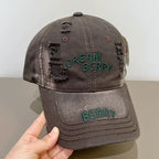 Baseballkappe aus Distressed-Denim mit Stickerei