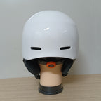 Schutz-Skihelm