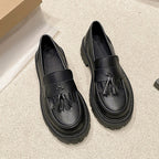 Damen Loafer mit eleganter Quastenverzierung und robustem Plateau EB