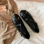 Damen Ballerinas mit feinen Riemen und charmantem Schleifendetail EB