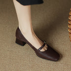 Damen Ballerina-Pumps mit dekorativem Riemchen und komfortablem Blockabsatz EB
