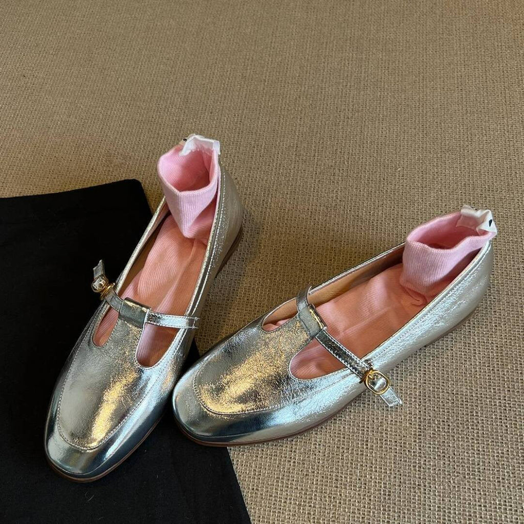 Damen Ballerinas mit elegantem Riemchen und glänzender Oberfläche EB