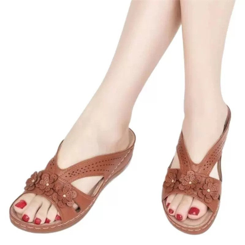 Damen Bequeme Fußbett-Sandalen mit modischem Blumen-Design EB