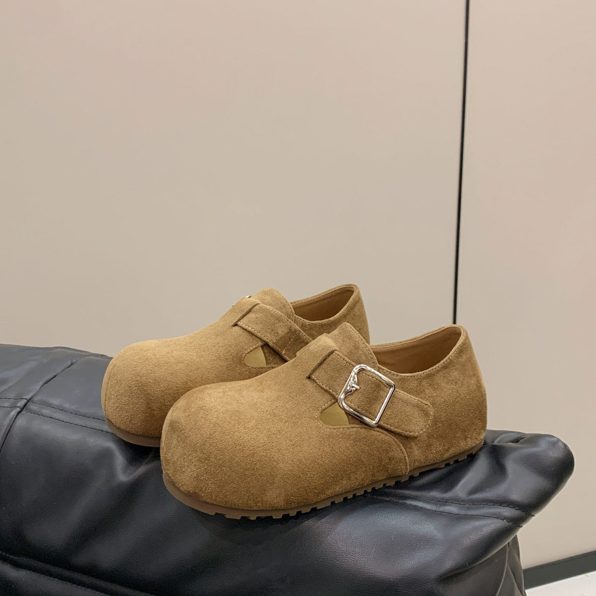 Damen Clogs mit modischer Schnalle und ergonomischem Fußbett EB