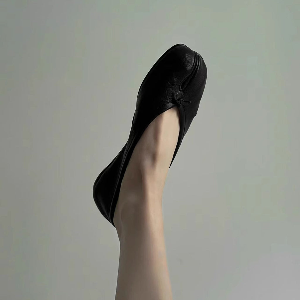 Damen Ballerinas mit raffinierter Zehenpartie und samtiger Lederverarbeitung EB