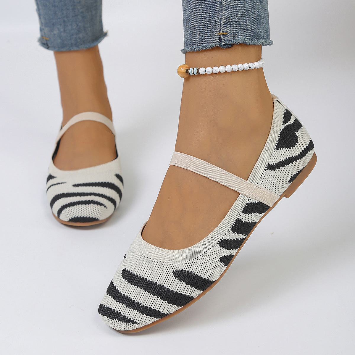 Damen Bequeme Ballerinas mit elastischer Riemchenverbindung und modischem Zebra-Design EB