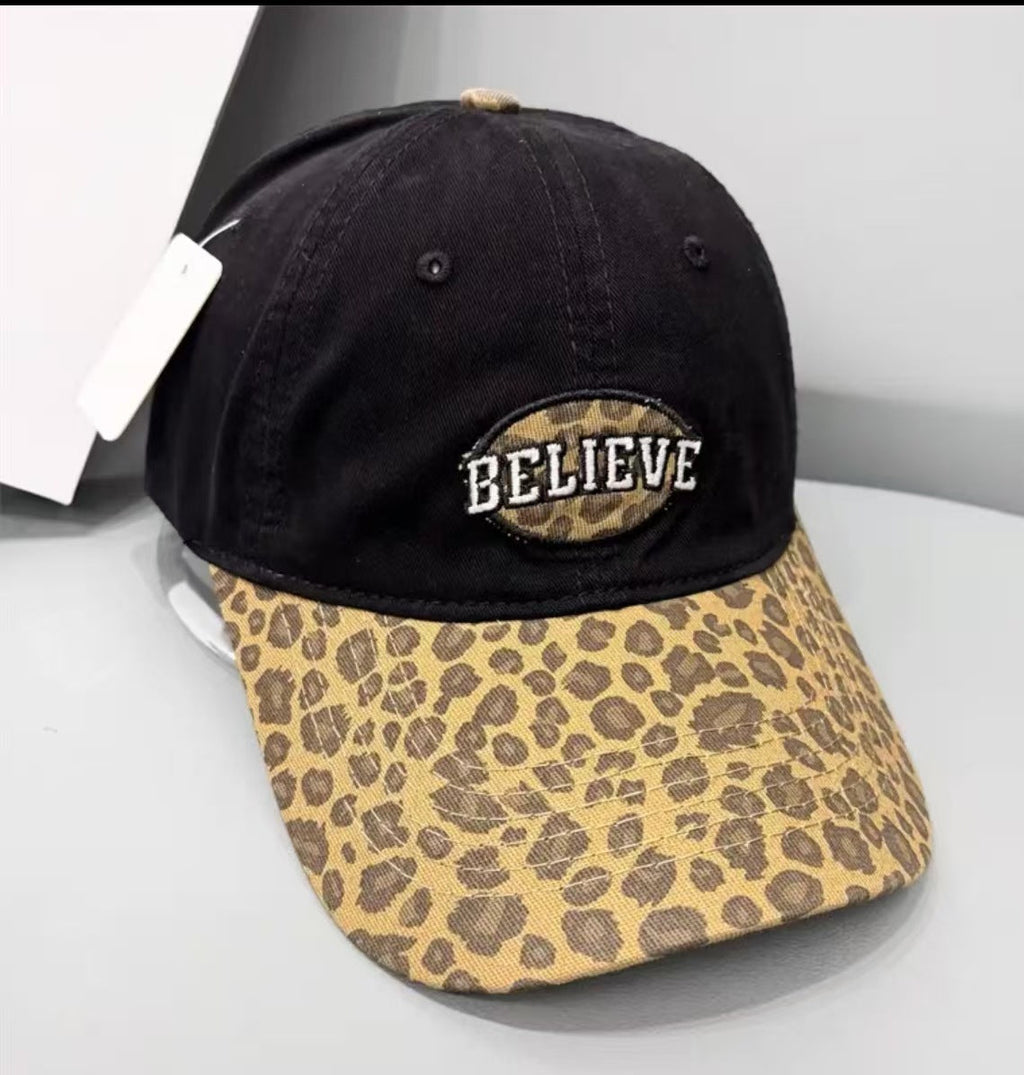 Lässige Damen-Baseballkappe mit Leopardenmuster