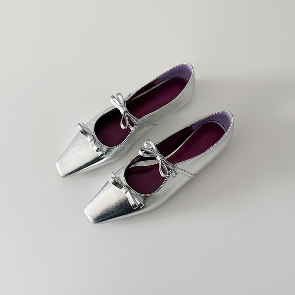 Damen Ballerinas mit schimmernder Metallic-Oberfläche und verspieltem Schleifendetail EB