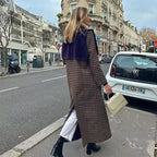 Damen Karierter Trenchcoat mit luxuriösen Veloursdetails EB