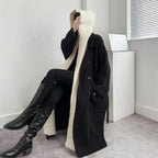Damen Eleganter langer Mantel mit Gürtel und kontrastierenden Ärmeln EB