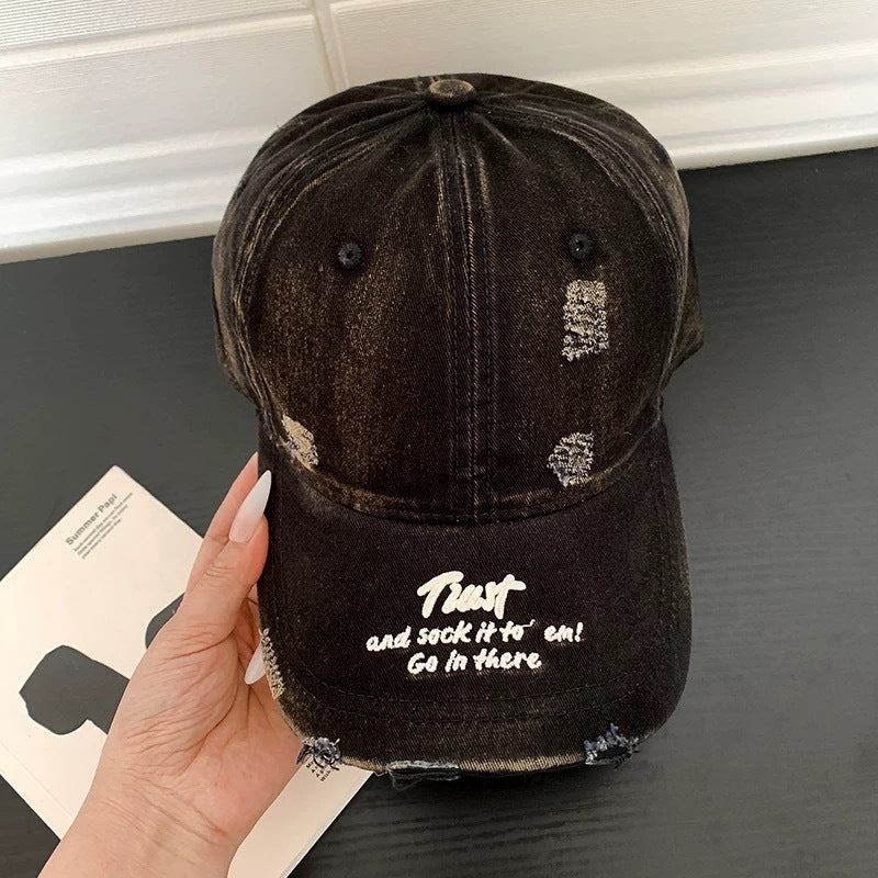 Baseballkappe aus Distressed-Denim