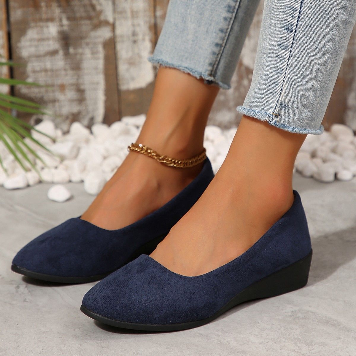 Damen Bequeme Slipper mit weichem PU-leder-Obermaterial und rutschfester Sohle EB