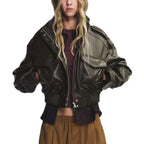 Damen Kunstlederjacke im urbanen Stil mit Stehkragen und praktischen Taschen EB